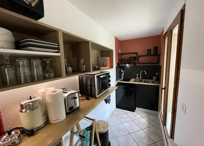 Hotel Les Jardins Du - 2 Pieces Pour 4 Personnes 554 Aix-les-Bains