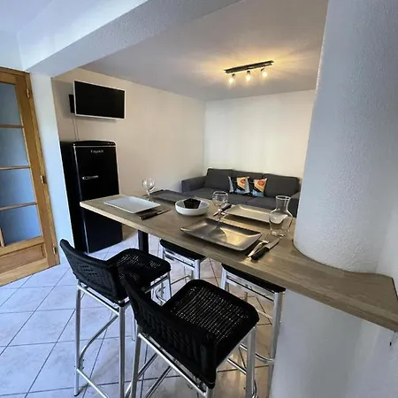 Les Jardins Du - 2 Pieces Pour 4 Personnes 554 فندق