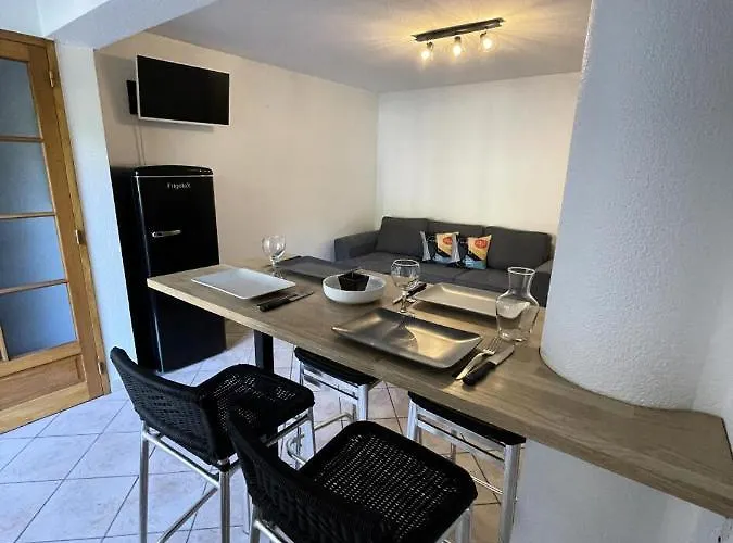 Les Jardins Du - 2 Pieces Pour 4 Personnes 554 Hotel